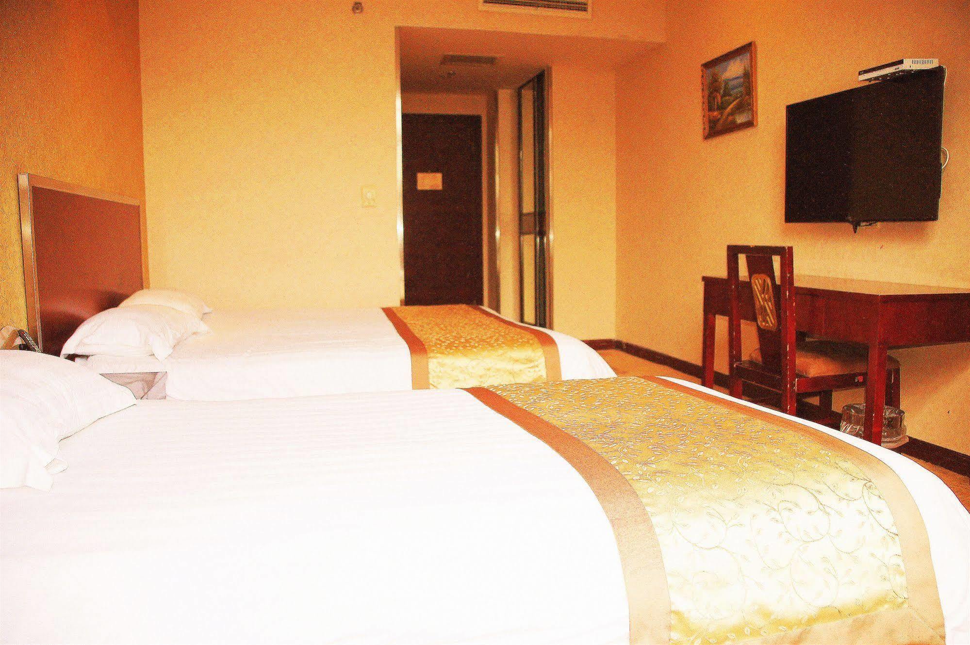 Regius Exhibition Hotel Shanghai Exteriör bild